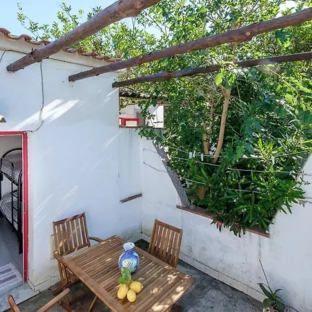 La Rosa Dei Venti Aparthotel Procida