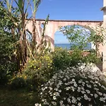 La Rosa Dei Venti Aparthotel Procida