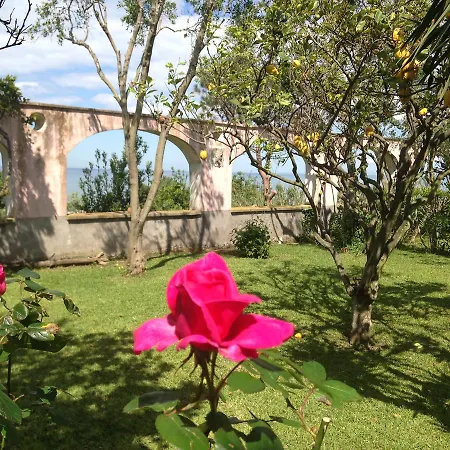 La Rosa Dei Venti Ξενοδοχείο με διαμερίσματα Προτσίντα