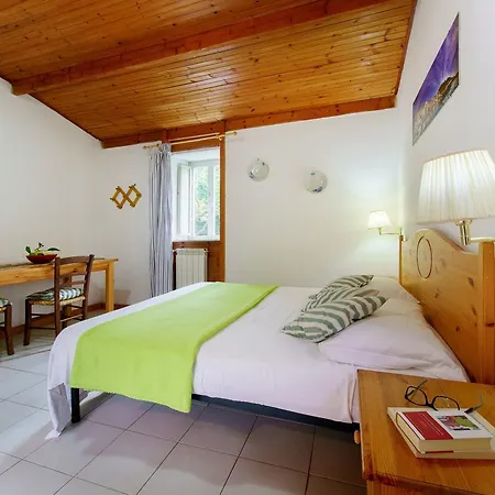 La Rosa Dei Venti Ξενοδοχείο με διαμερίσματα Προτσίντα